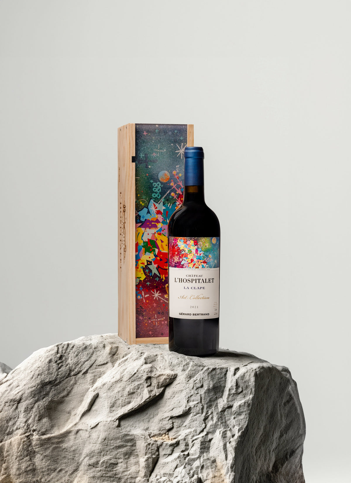 CHÂTEAU L'HOSPITALET ART COLLECTION Gift Box 75cl 2021 - « BACK TO COSMOS » CYRIL KONGO - Gérard Bertrand