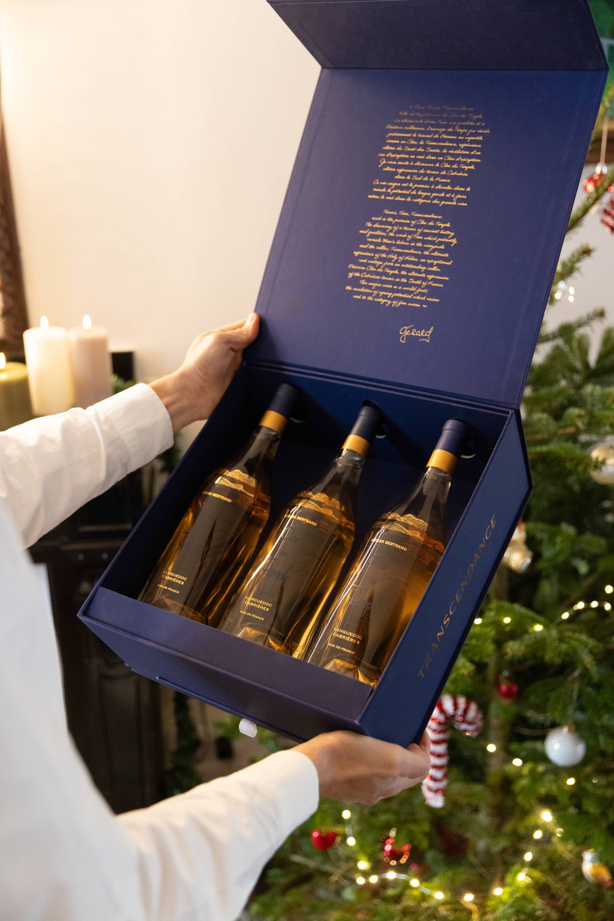 Clos du Temple Gift Box with its collector's book
